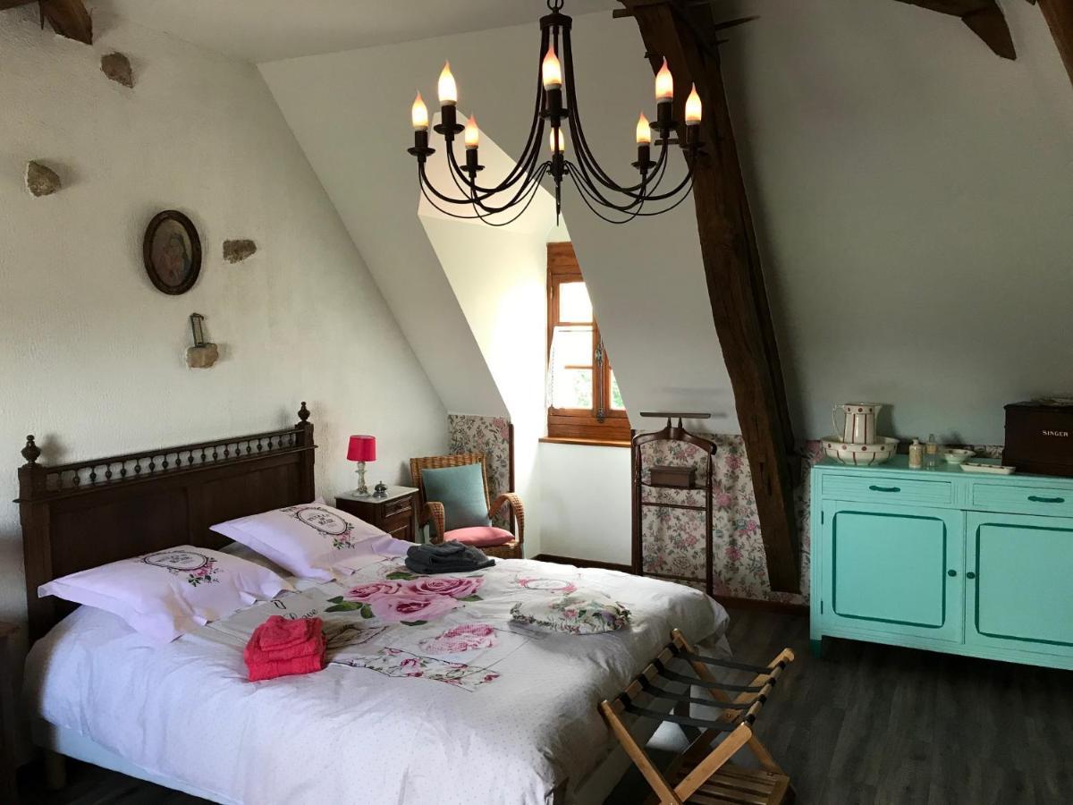 Villa Gite Le Mur Magnifique Longere Au Bourgogne-Du-Sud Oye Exterior foto